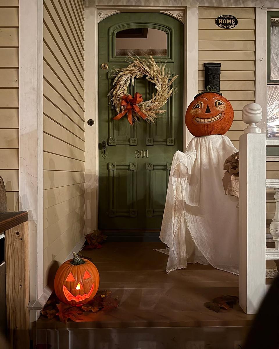 MPM Halloween Hauntings pumpkin